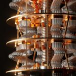 Quantencomputer mit goldenen Platten und feiner Verkabelung vor schwarzem Hintergrund